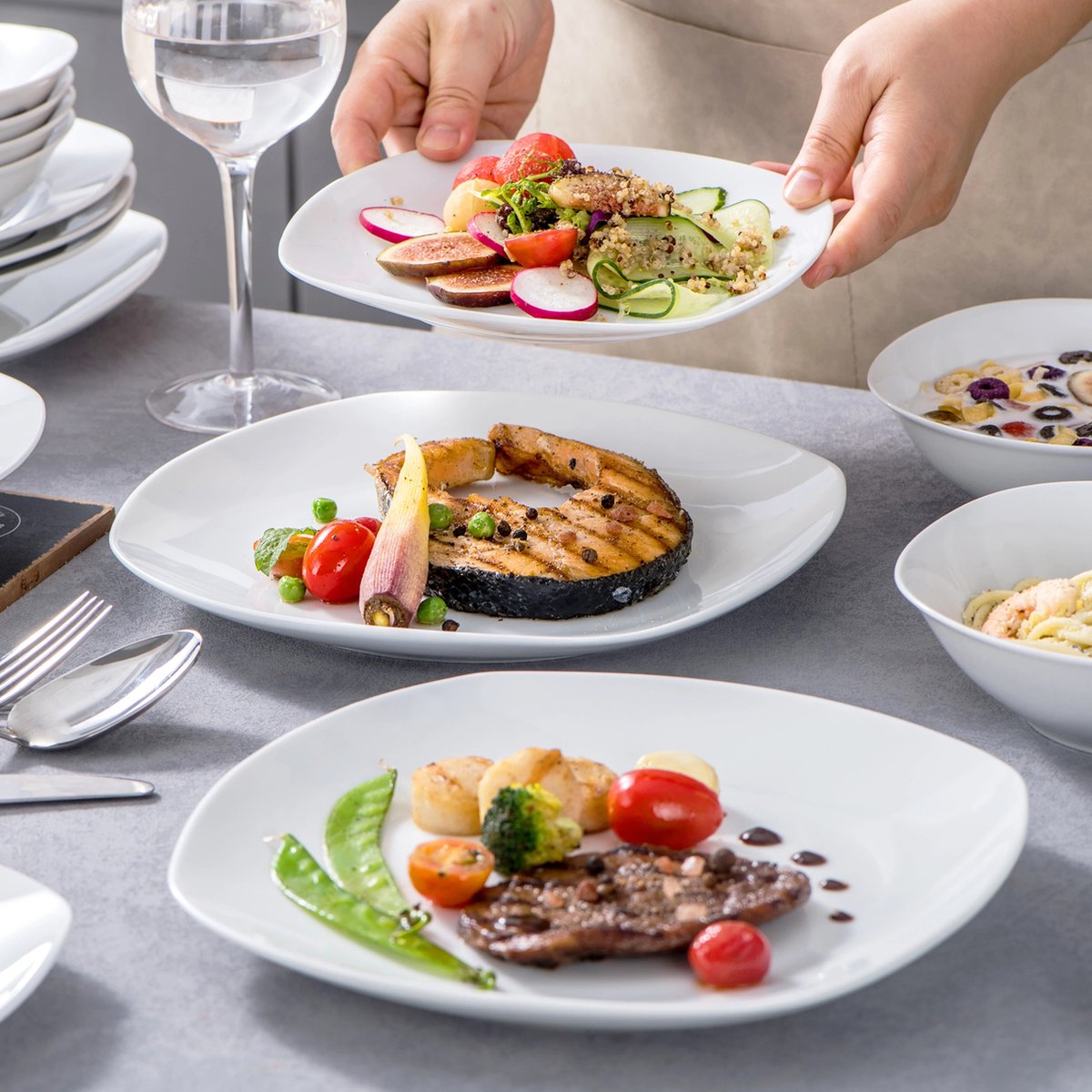 Dinnerware set - Dinnerware sets - Dinnerware set 12 person - White Plain - Porcelain - 48-Piece Dinnerware - Dinner plate - Dessert plate - Bowl - Mug