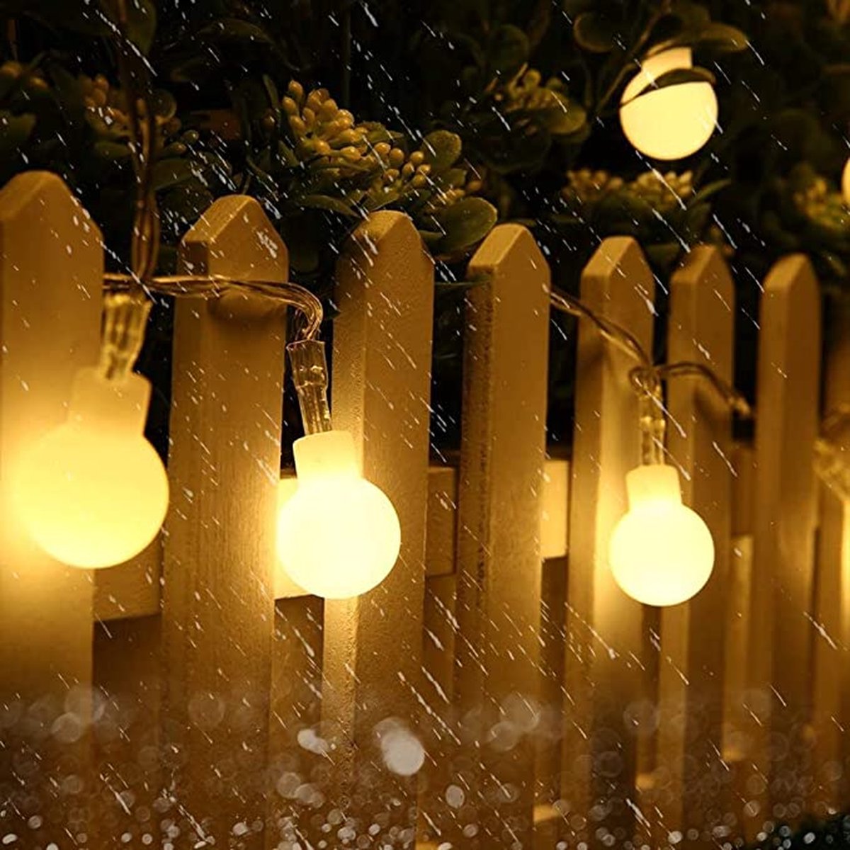 Lichtsnoer 120 Ronde LEDlampjes - 12 Meter - Met Stekker en Geheugenfunctie - Voor Binnen en Buiten - Ideaal als Kerst Decoratie - Kinderkamer of Balkon - Kerstverlichting - Buitenverlichting - Tuinverlichting