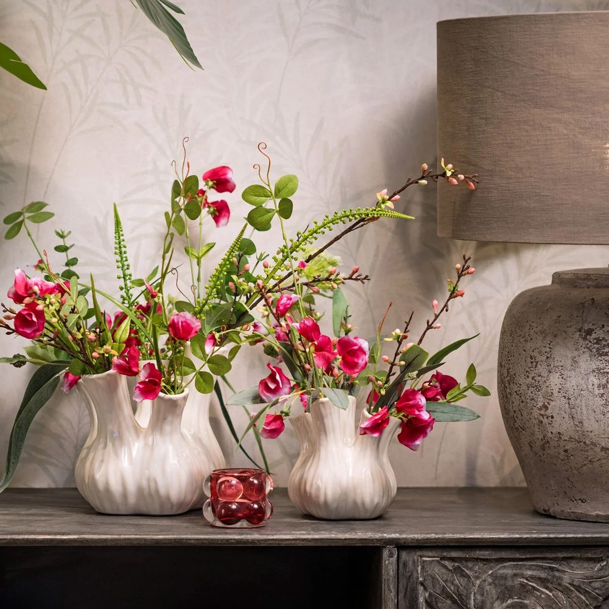 Bloemenvaas - tulpenvaas - wit - keramiek - L20 x B20 x H21 cm - hoornvaas