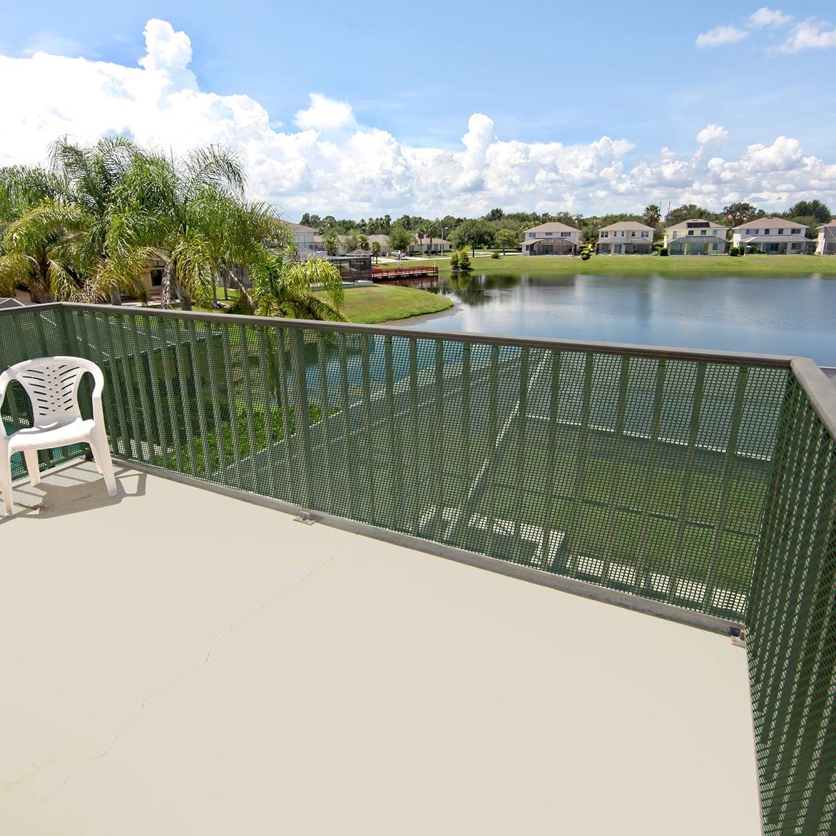 Plastic protection net Quadra 10 green 1 x 5 m - multi-purpose net for balconies, fences and railings