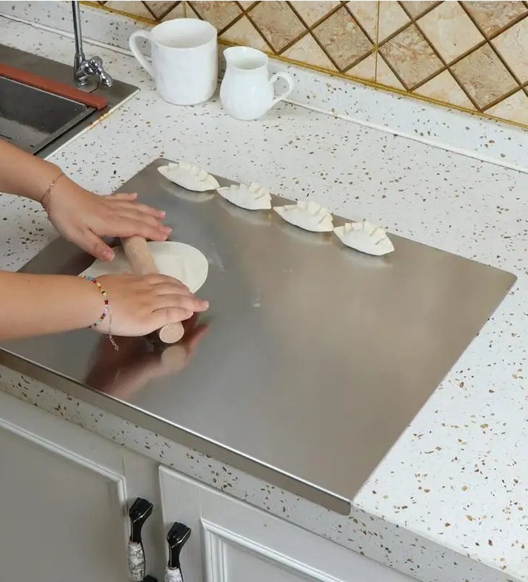 RVS Snijplank met Opstaande Rand - 50x40x1.5 cm - Multifunctionele Keuken Snij- en Bakplank - Aanrecht Bescherming - Ideaal voor Pizza, Voedsel, Gebak en Keuken Accessoires