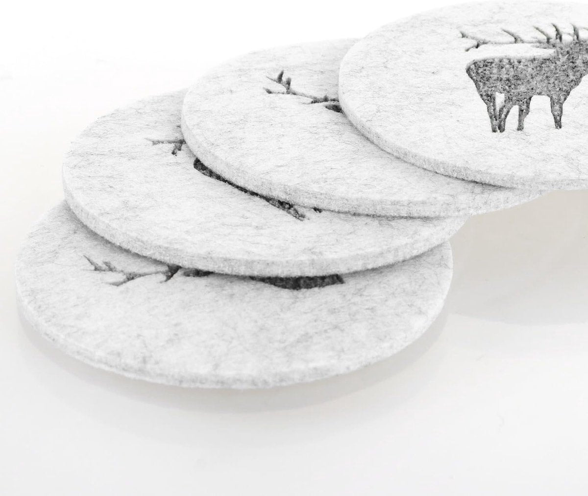 16x vilten onderzetters, tafelbeschermer van robuust vilt, onderlegger voor kopjes, glazen, kopjesonderzetters met hertenmotief, ronde beschermmat, afwasbaar, Ø 10 cm (Ø 10 cm, hert)