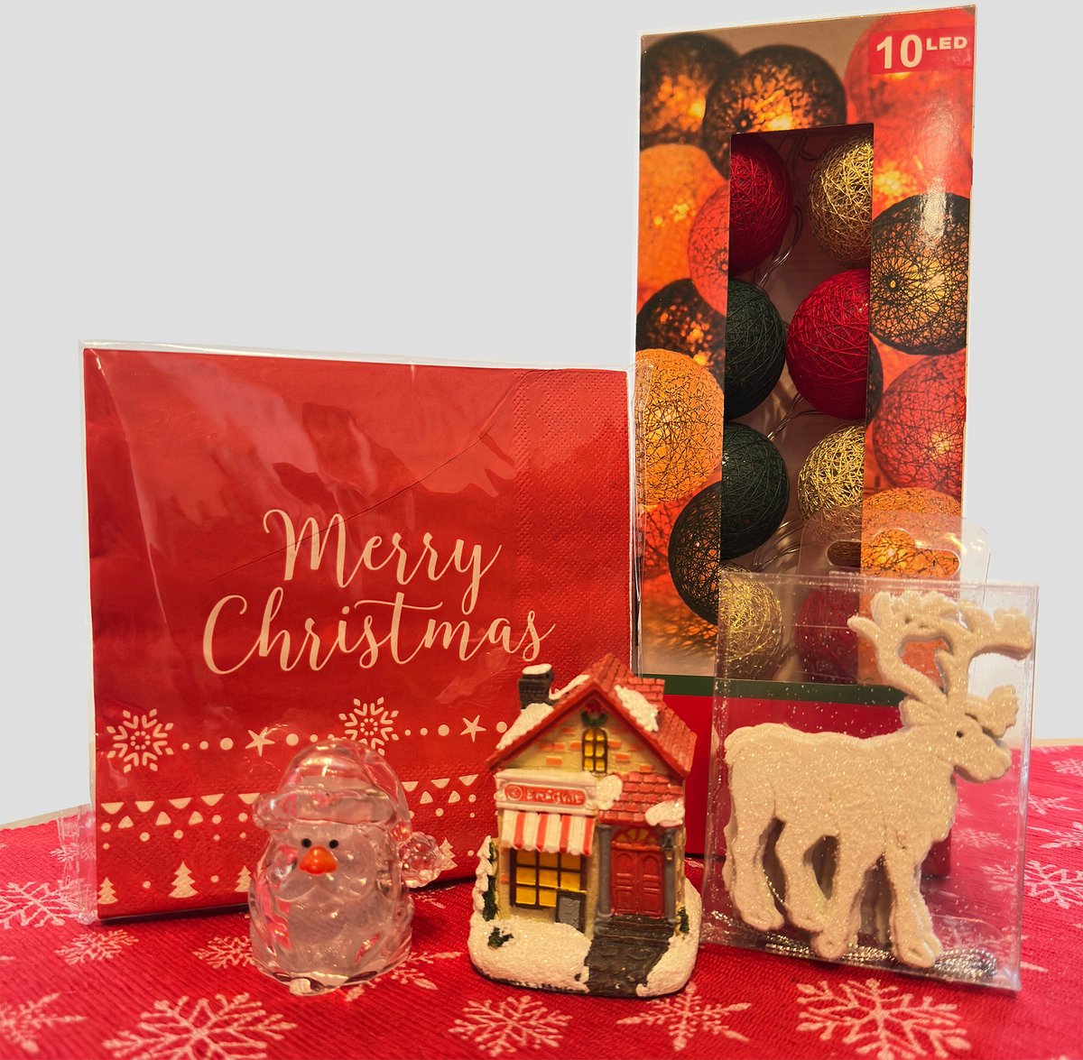 Complete Christmas Decoration Gift Set - LED Lights - Christmas House - Light Balls - Table Runner - Christmas - Gift - Christmas Box