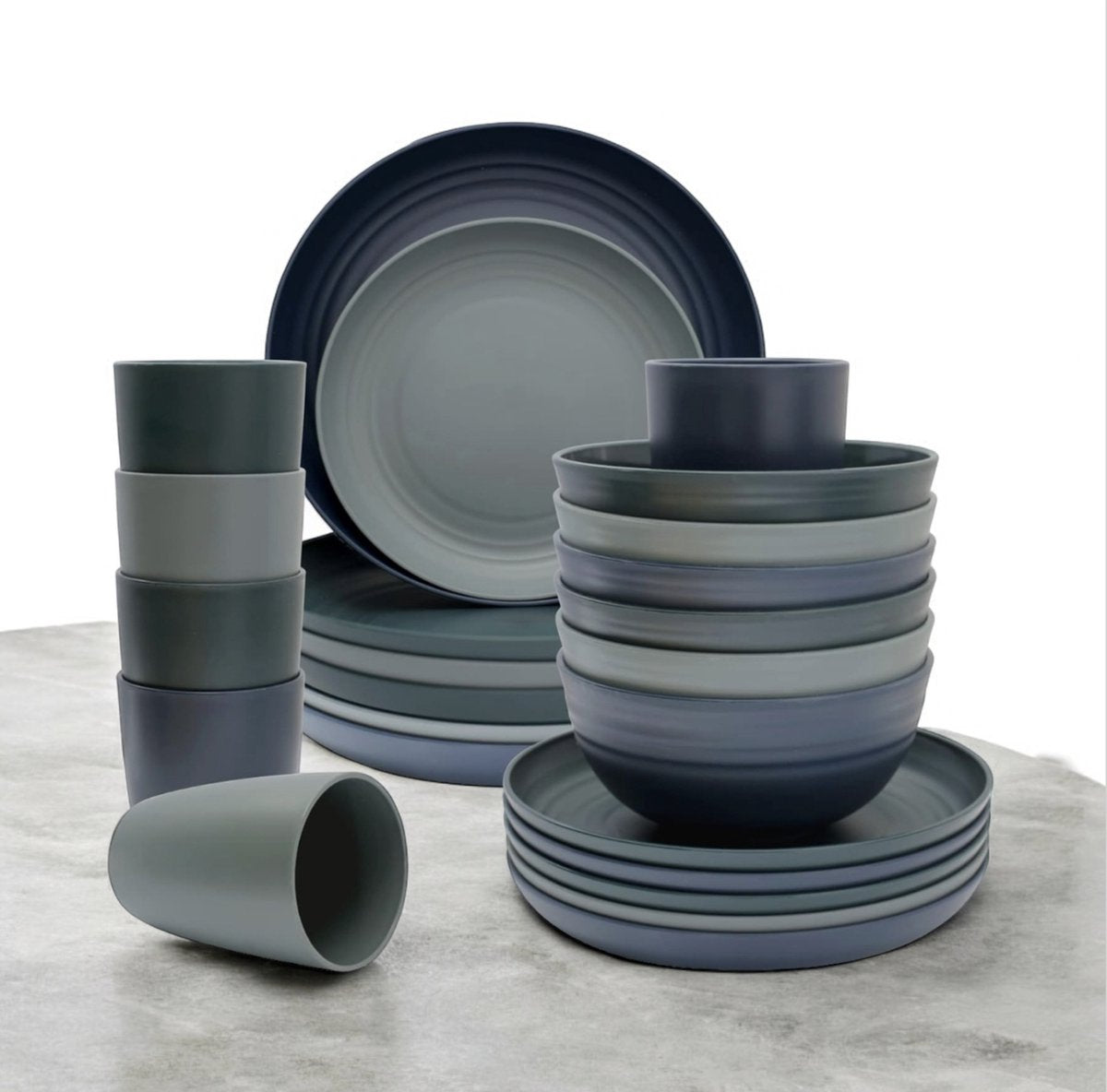 Camping Dinnerware Set, 24-piece Plastic Dinner Set for 6 People, Lightweight Break-Resistant Dinnerware Set, Detachable Plates, Bowls, and Cups, Microwave and Dishwasher Safe