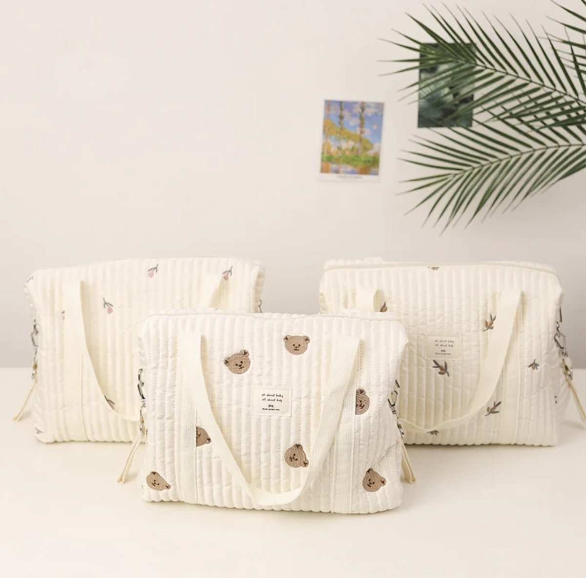 Luiertas - Mombag - Schoudertas - Verzorgingstas - Kraamcadeau - Groot - Bloemmotief - Tulp - Beige