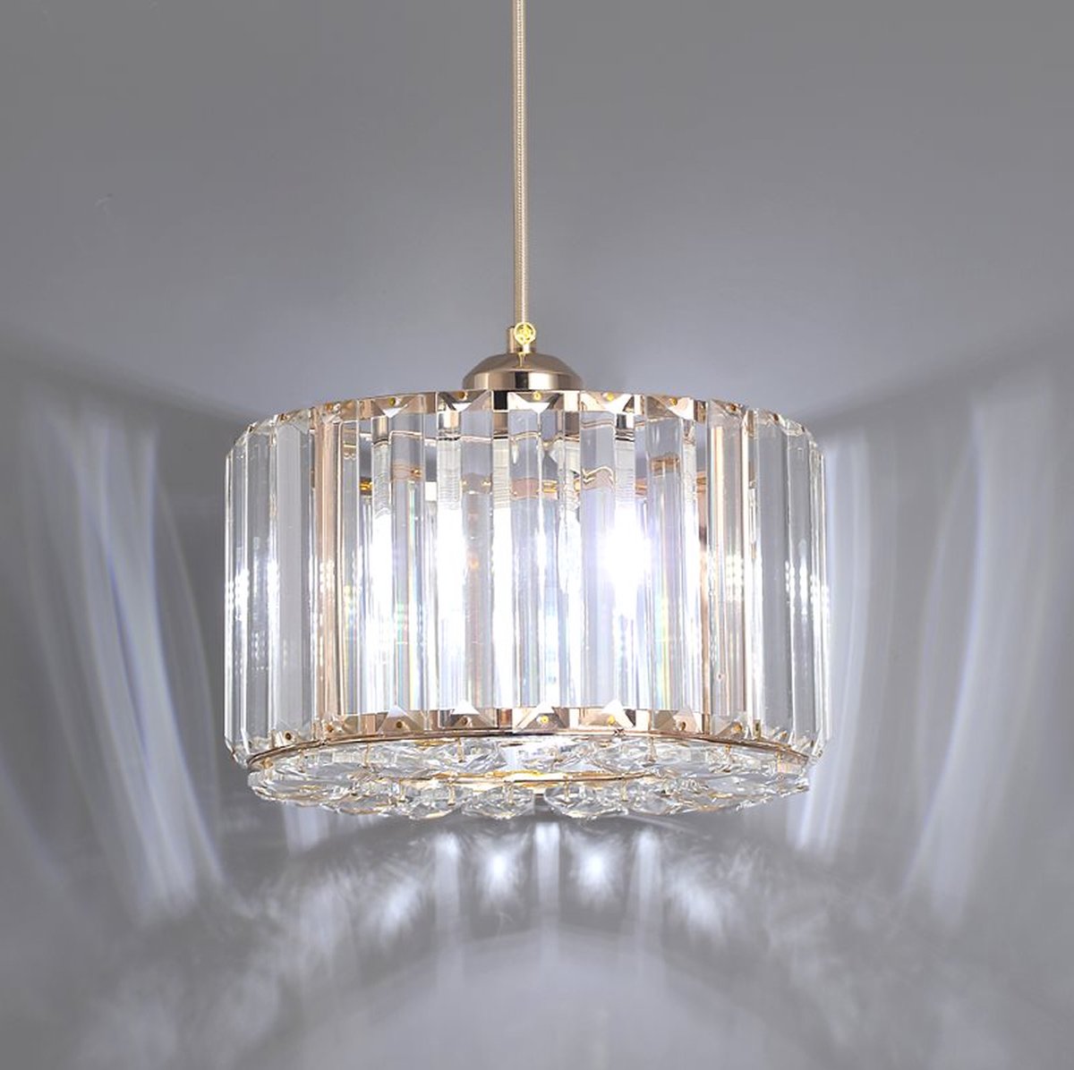 Modern Crystal Pendant Light - LED Crystal - Chandelier - Gold - 20 cm - Aisle or Hallway Lamp - Crystal LED Lamp - Ceiling Light