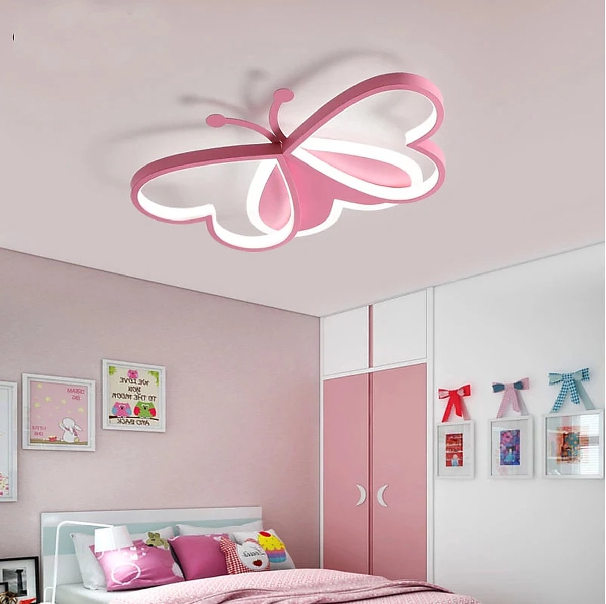 Vlinder Harten Plafondlamp - Moderne Lamp - Roze - 50 cm - Plafonnière - Kroonluchter - Kinderkamer Verlichting - 3 Kleuren - Dieren Thema