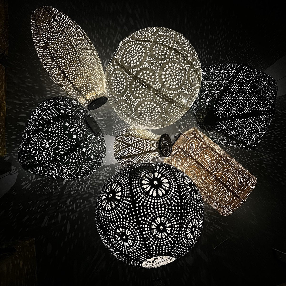 7 x Solar buiten Lampion met motief - Pakket - tuinverlichting - zonne energie - buitenlamp