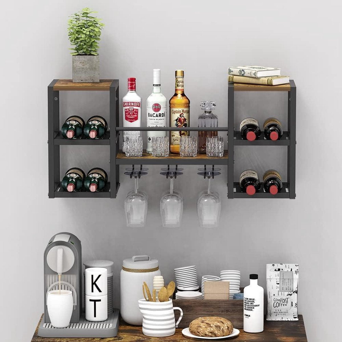 Wijnrek voor aan de muur met 3 glazenhouders - multifunctionele wijndisplay voor thuisbar en keuken met gedeeltelijke houten plank en zwarte metalen flessenhouder