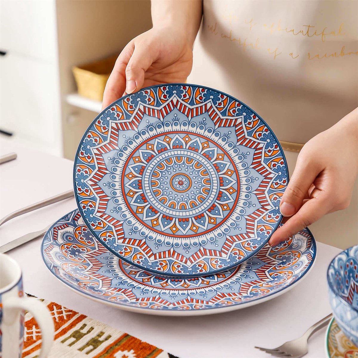 Serviesset - Serviessets - Serviesset 4 personen - Boheems Patroon - Porselein - 16-Delig Servies - Dinerbord - Dessertbord - Kom - Mok