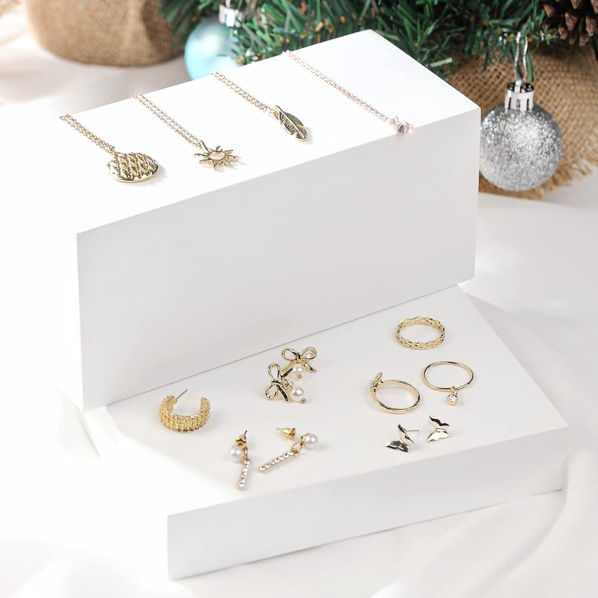 Adventskalender 2023 - voor vrouwen - diverse sieraden - ketting - ringen
