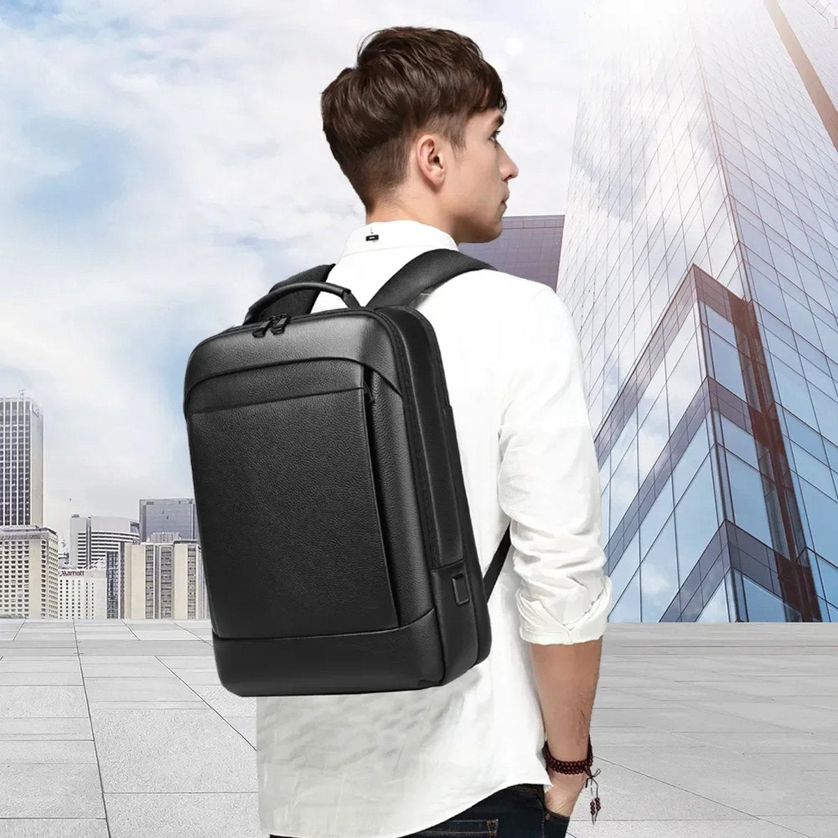 2024 Nieuwe Echt Lederen Rugzak voor Mannen - Toplaag Koeienhuid - Zakelijk en Casual - Waterdicht - Geschikt voor 15,6 Inch Laptop met USB-poort - Ideaal voor Werk, Zaken en Reizen