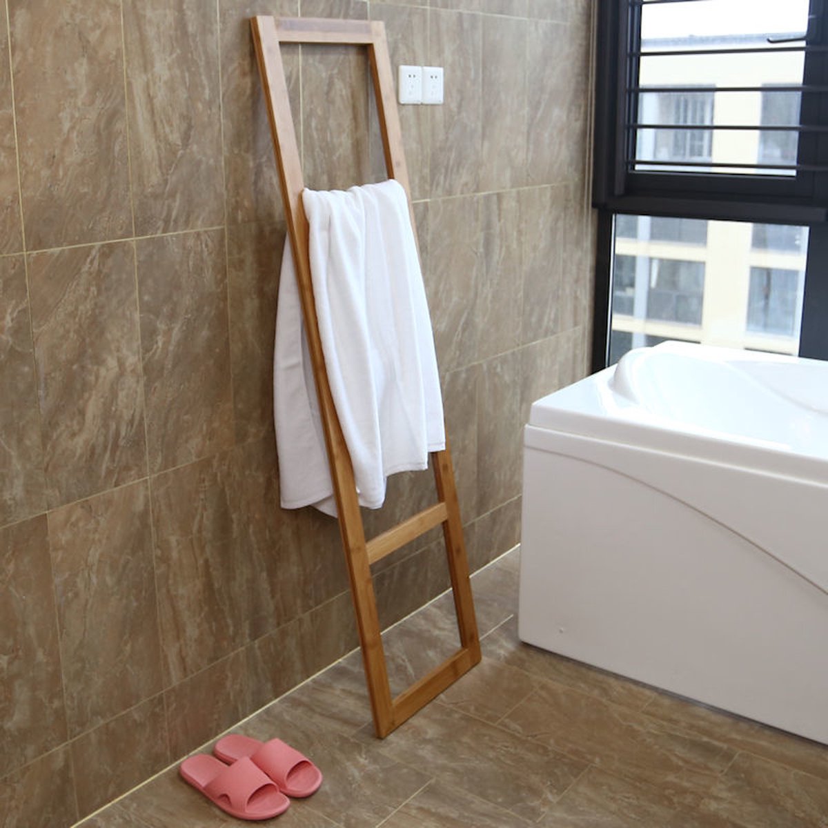 Freestanding Bamboo Towel Ladder Rack - Bathroom Towel Holder for Leaning Against Wall - Towel Ladder - Towel Rack