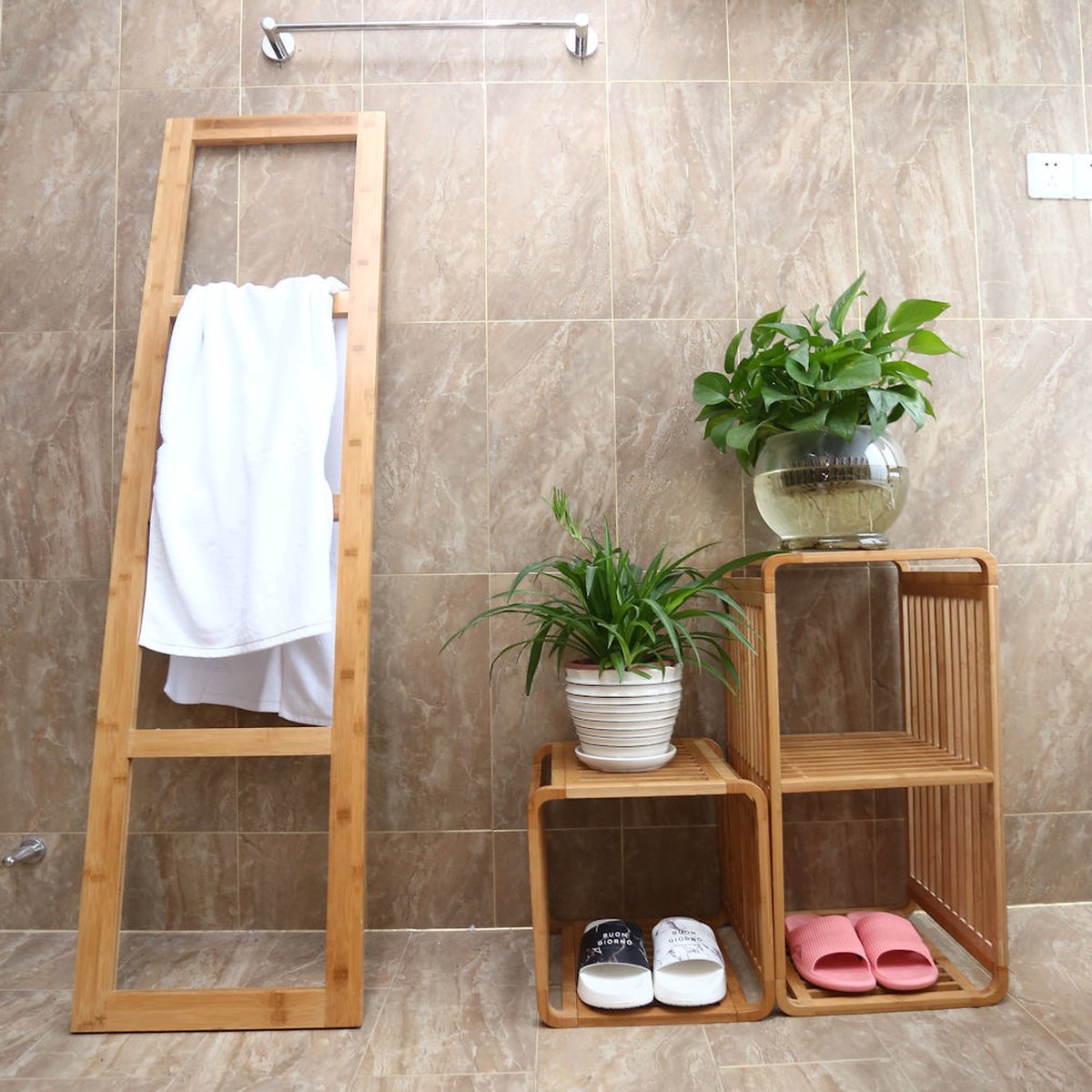 Freestanding Bamboo Towel Ladder Rack - Bathroom Towel Holder for Leaning Against Wall - Towel Ladder - Towel Rack