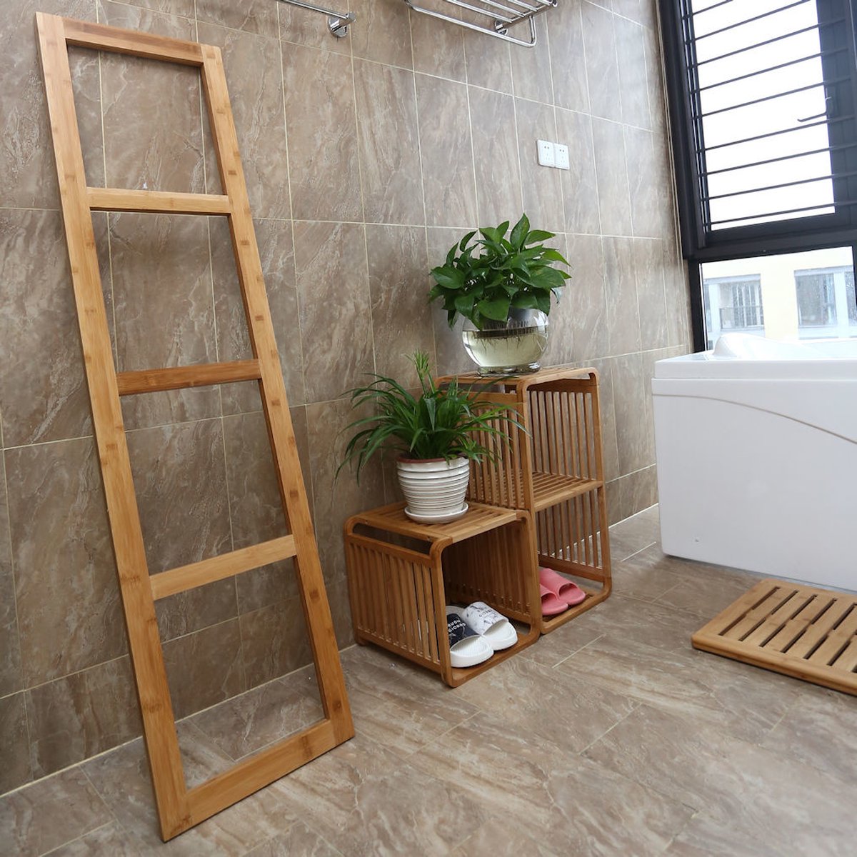 Freestanding Bamboo Towel Ladder Rack - Bathroom Towel Holder for Leaning Against Wall - Towel Ladder - Towel Rack