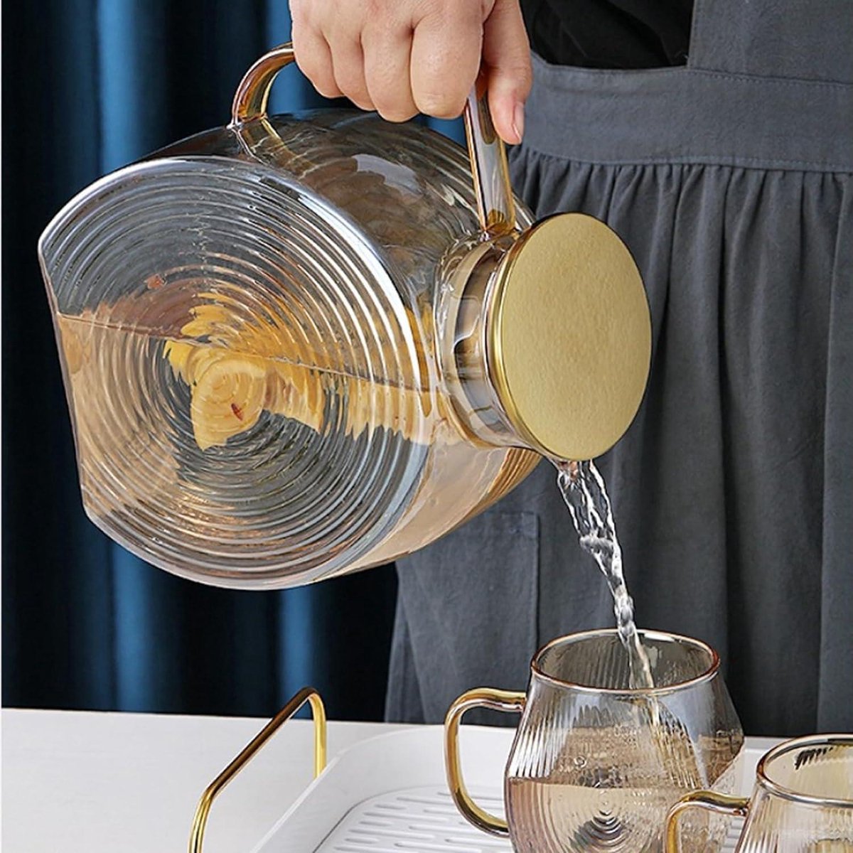 Waterkaraf - Waterkan 2,2 liter roestvrijstalen deksel druppelvrije glazen kan hittebestendig explosiebestendig amberkleurig glas waterkan koelkastbestendig