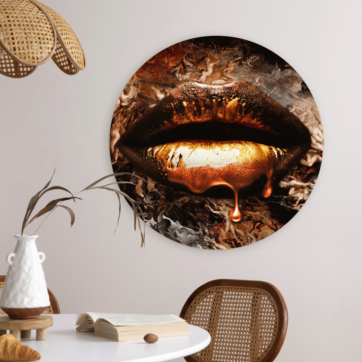 WallCircle - Wandcirkel 60x60 - Goud - Lippen - Kunst - Goud - Luxe - Abstract - Ronde schilderijen woonkamer - Wandbord rond - Muurdecoratie cirkel - Kamer decoratie binnen - Wanddecoratie muurcirkel - Woonaccessoires