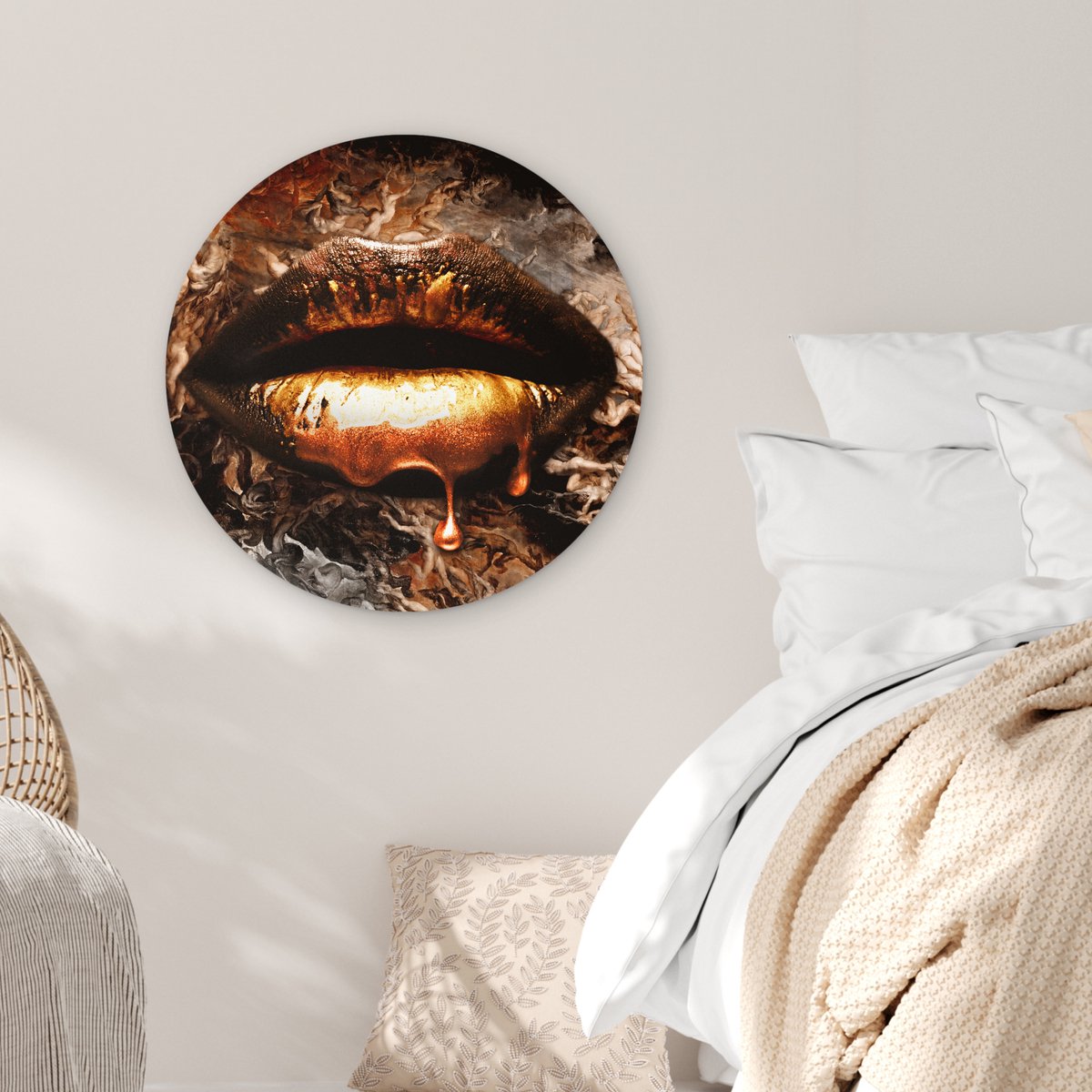 WallCircle - Wandcirkel 60x60 - Goud - Lippen - Kunst - Goud - Luxe - Abstract - Ronde schilderijen woonkamer - Wandbord rond - Muurdecoratie cirkel - Kamer decoratie binnen - Wanddecoratie muurcirkel - Woonaccessoires