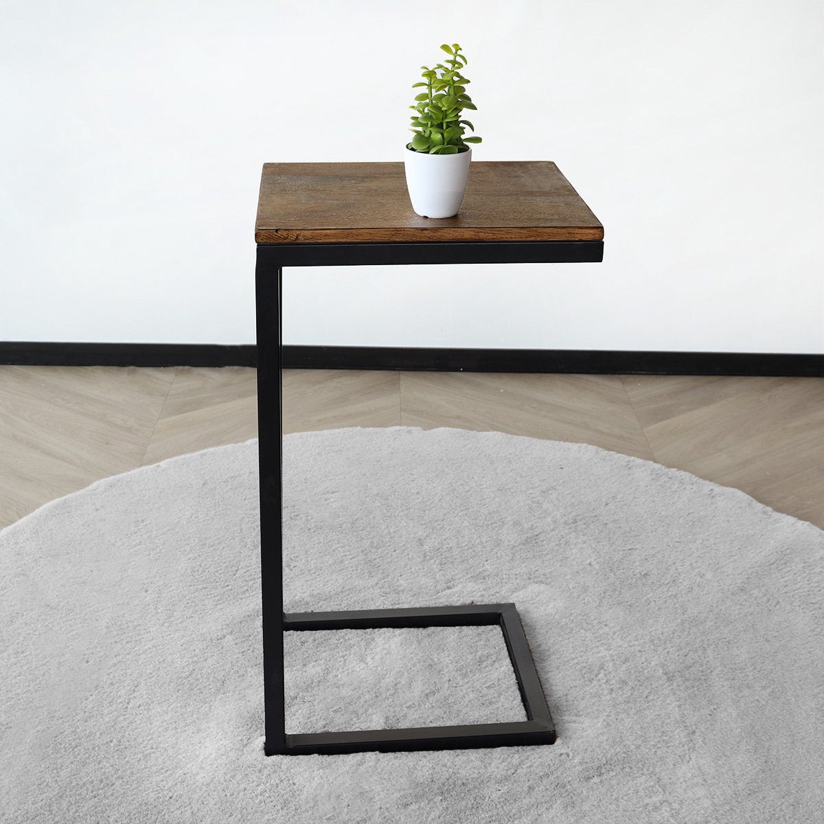 Bijzettafel industrieel Jerry 68cm hoog duurzaam mangohout laptoptafel mango bijzettafel