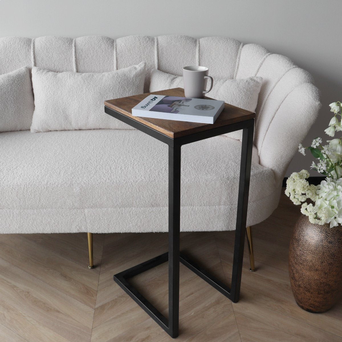 Bijzettafel industrieel Jerry 68cm hoog duurzaam mangohout laptoptafel mango bijzettafel
