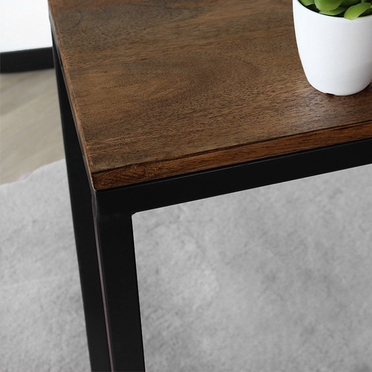 Bijzettafel industrieel Jerry 68cm hoog duurzaam mangohout laptoptafel mango bijzettafel