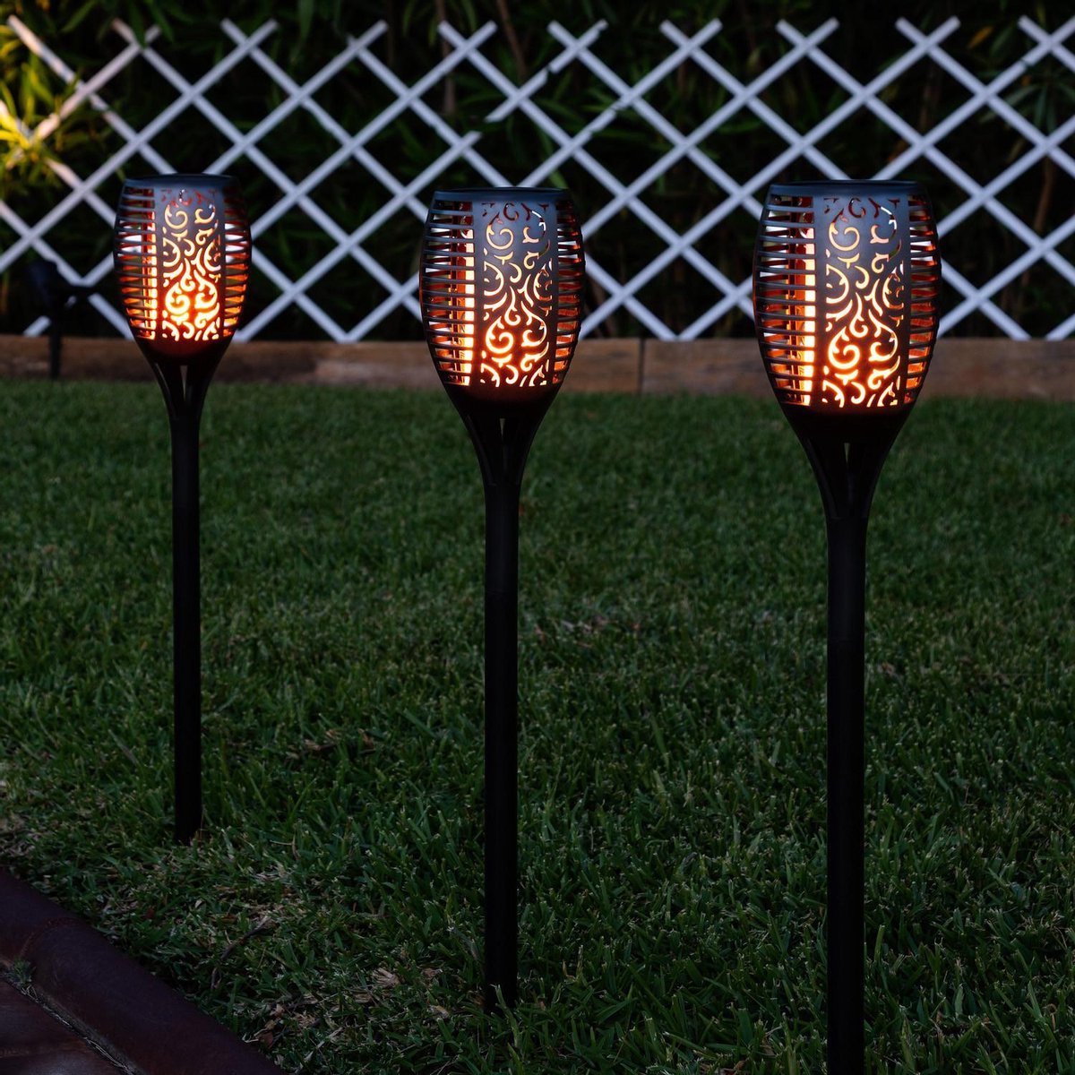 Solar fakkel Tuinverlichting lantaarn zonne-energie buitenverlichting tuinfakkels 96 led buiten tuinlamp Set 4 stuks inclusief LED grondspot