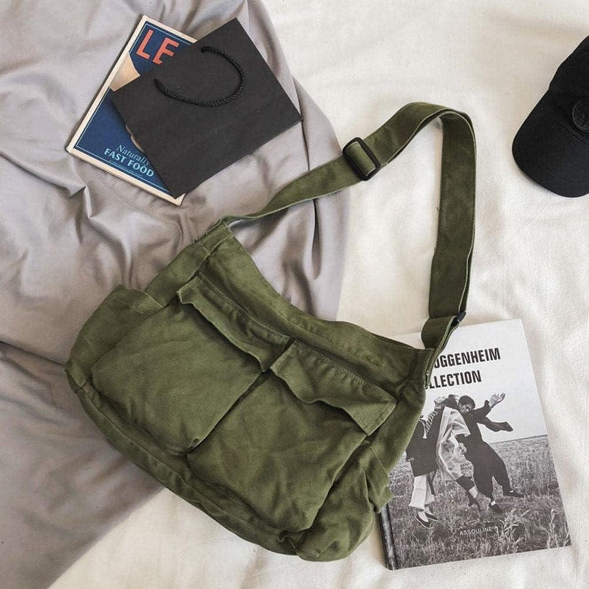 Canvas Messenger Bag Hobo Crossbody Tas met Grote Capaciteit - Casual Tassen Schoudertas voor Dames en Heren - Praktische Schoudertas met Meerdere Zakken.