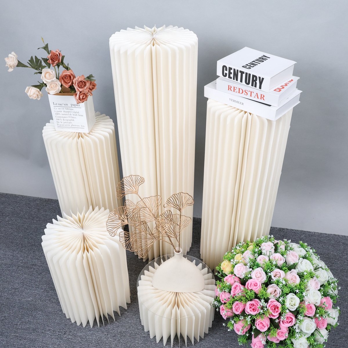 Plantentafel - Bloementafel - Taartplateau - Kerstzuil - Kerstdecoratie - Kerstaccessoire - Papieren cilinder - Opvouwbaar - Decoratie - Versiering - Bruiloft - Tafel - Kerst - Trouwerij - Bruiloft - Verjaardag - Feestje - Goud - Display - Diverse maten
