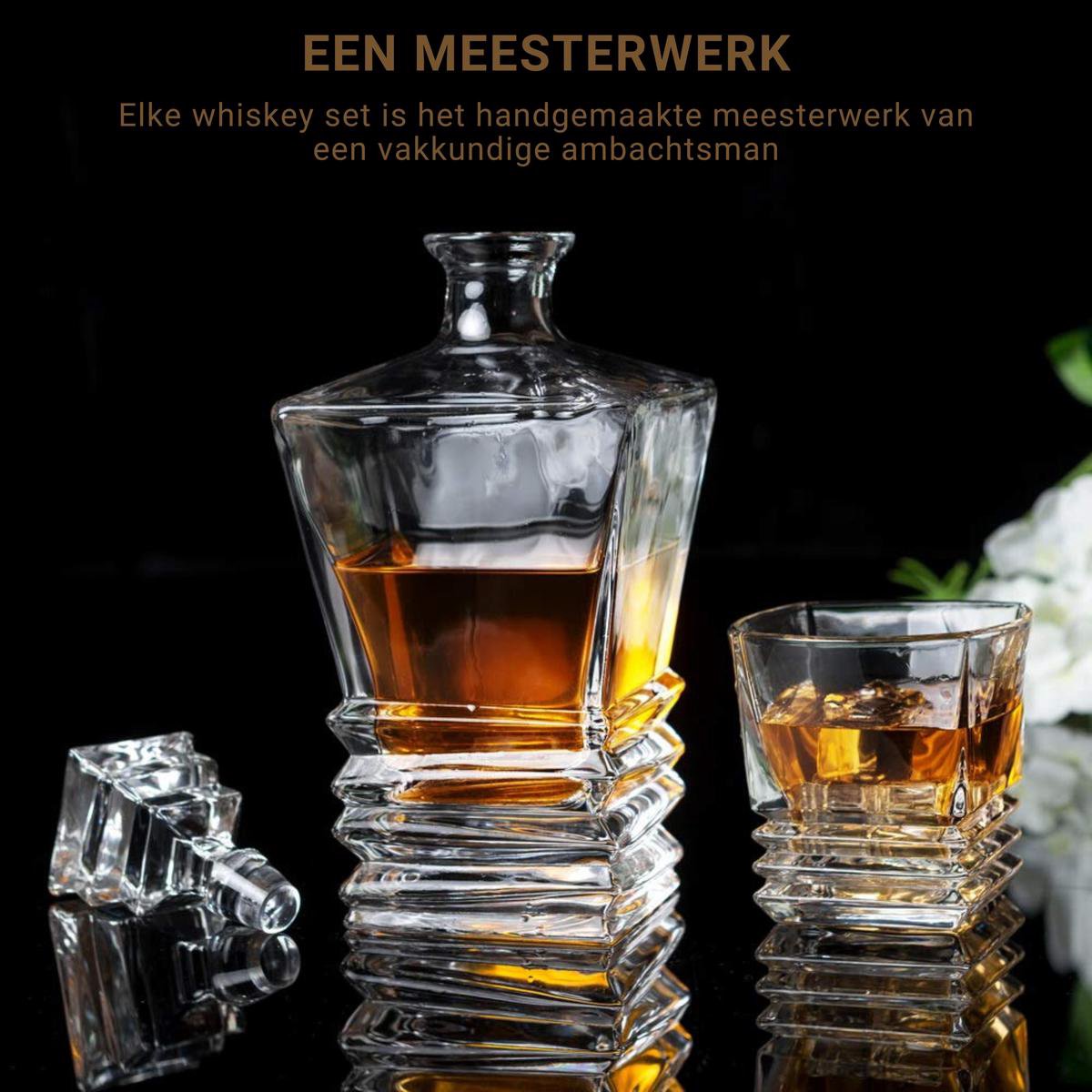 Whiskey Karaf Met 4 Glazen - 5-Delige Decanter Set - Kristal - Vaatwasserbestendig - Pacific Collectie