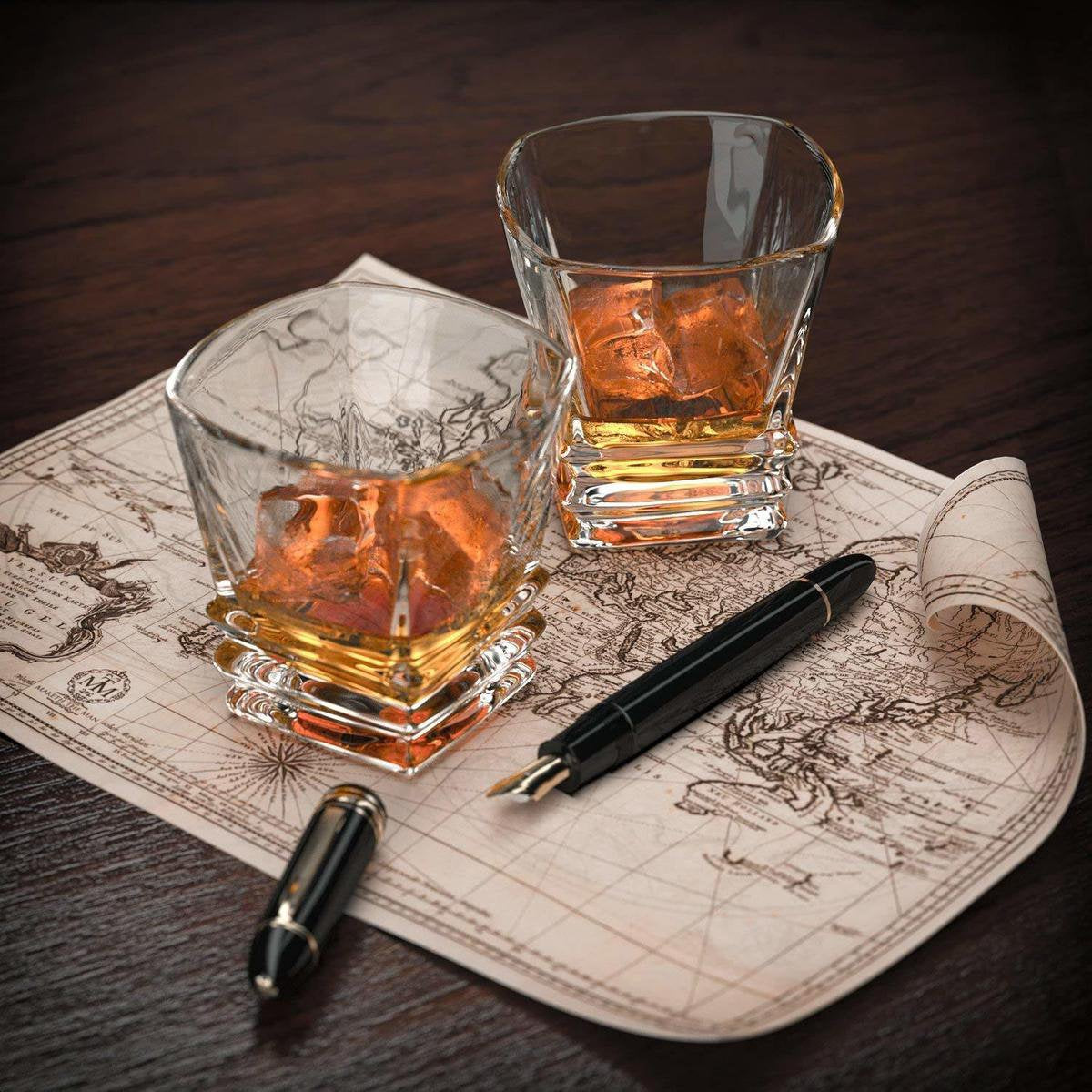 Whiskey Karaf Met 4 Glazen - 5-Delige Decanter Set - Kristal - Vaatwasserbestendig - Pacific Collectie