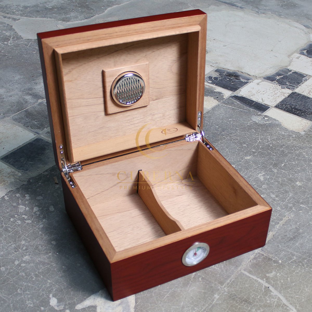 Humidor set Gorey