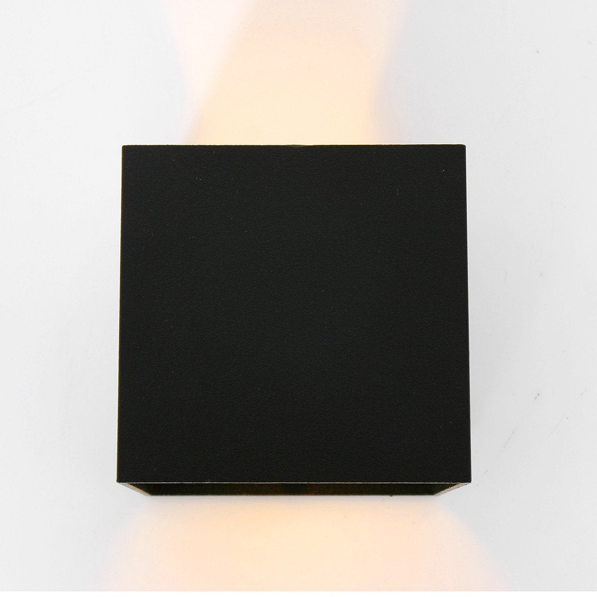 Buitenlamp dubbel met dag- en nachtsensor | industrieel | 2 LED-lichtpunten | mat zwart | 10x10x9,8 cm | modern design | buitenverlichting