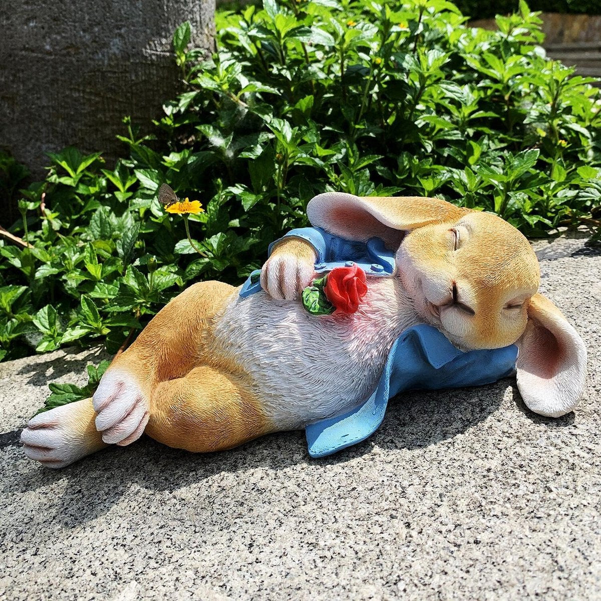 Garden Statues Rabbit, Fantasy Bunny Outdoor Art Decor Animal Figurines Ornament for Thanksgiving Day, Christmas Statue Decorations for Garden, Yard, Lawn, Indoor Sculpture (Blue)