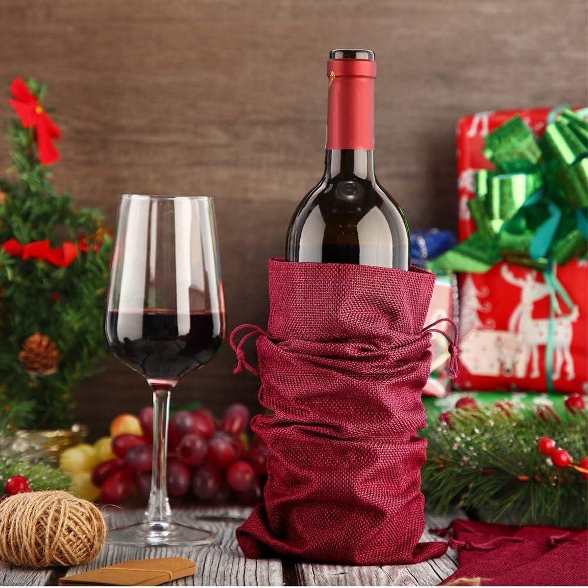 Jute geschenkzakje voor wijnfles - set van 12 - feesten blindproeverijen - cadeauhangers met trekkoord