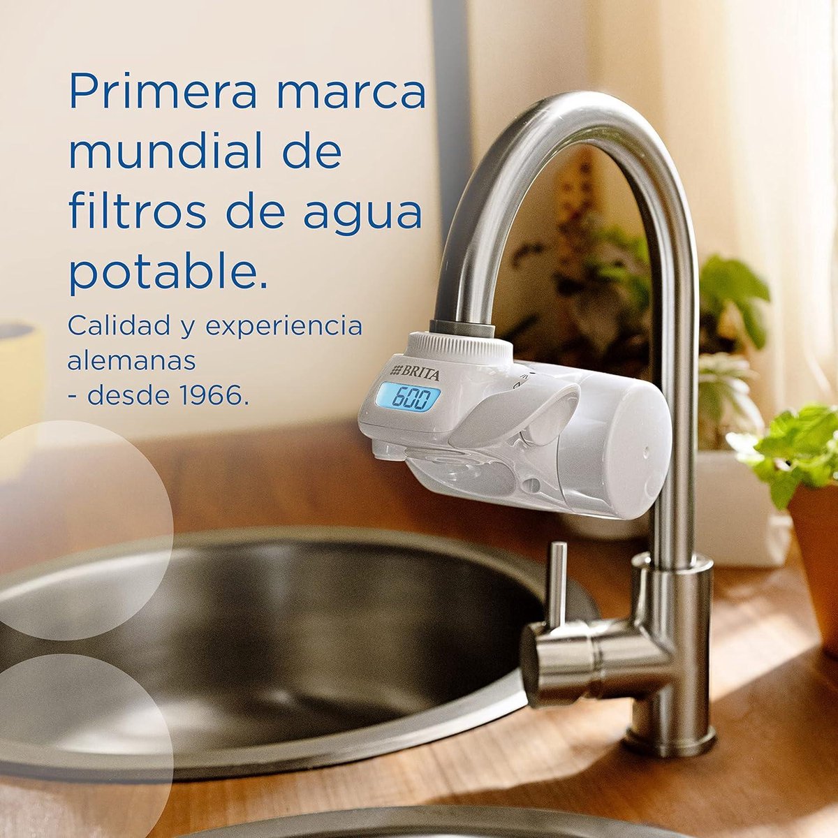 BRITA ON TAP Pro V-MF Waterfiltersysteem incl. 1 filterpatroon - 99,99% - Bacterievrij waterfilters & drinkflessen - Duurzaam Water met Filtertechnologie - Uitstekende Smaak waterfilter kraan
