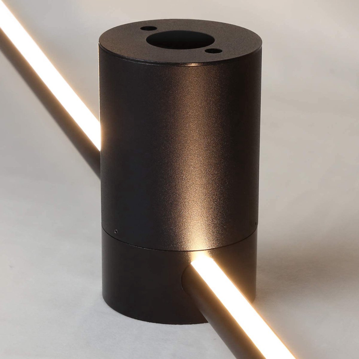 Wall lamp - Indoor Wall Lamp - Stick Wall Lamp - LED Wall Lamp - Black - 60CM - Long Indoor Wall Lamp Living Room - Rotatable Minimalist Night Lamp - Warm White - 3000K - Bedside Lamp - 8W - Bedroom - Living Room - Hallway - Office - Staircase