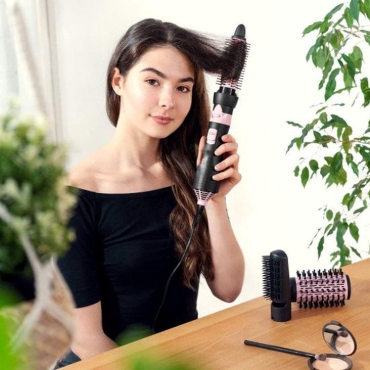 Hairbrush Hairdryer - Electric Hairbrush - Heated Brush - Round Hairbrush