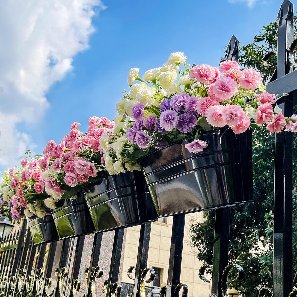 4 stuks grote hangende bloempotten, metalen ijzeren muur plantenbak binnen/buiten voor reling hek balkon tuin huisdecoratie met afneembare haken