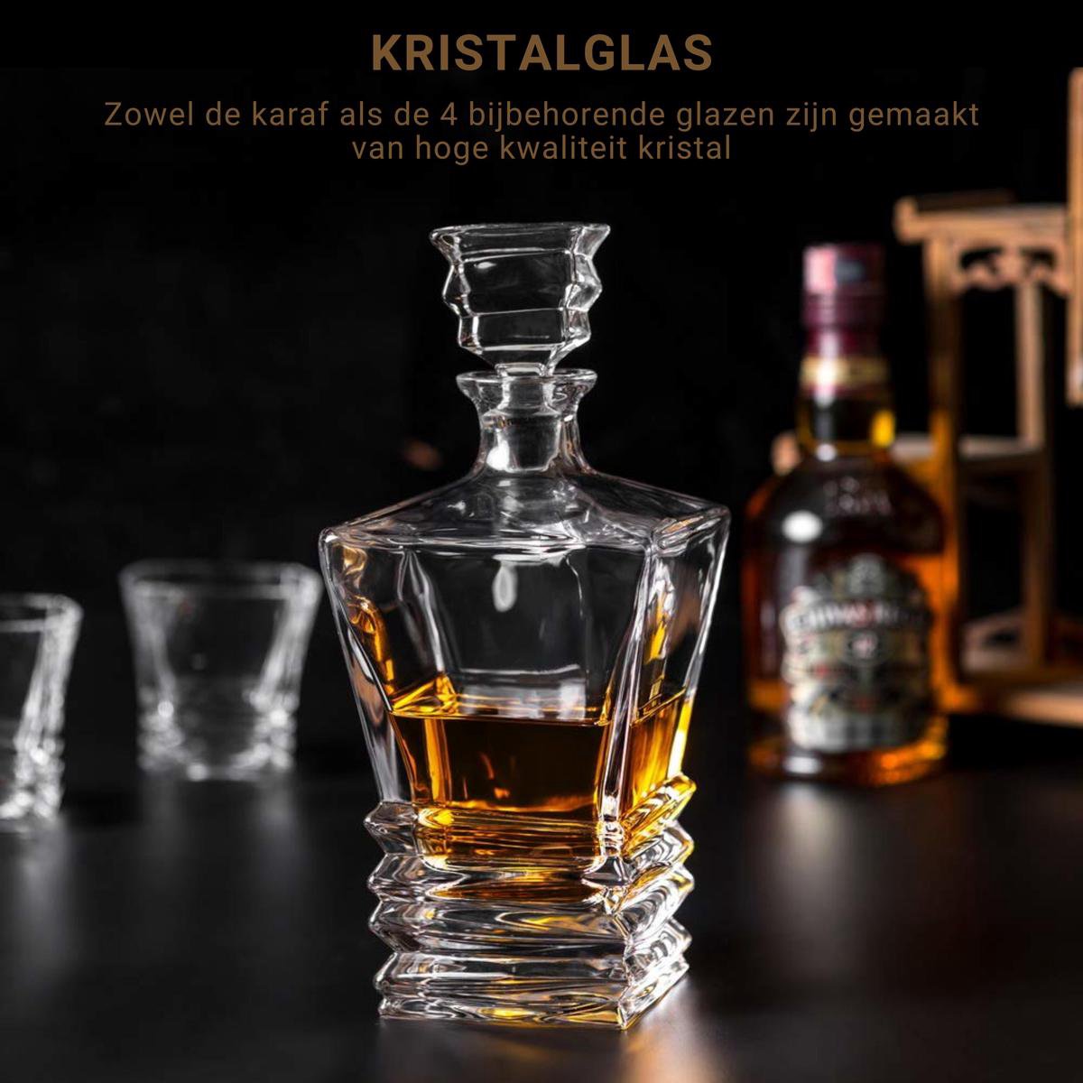 Whiskey Karaf Met 4 Glazen - 5-Delige Decanter Set - Kristal - Vaatwasserbestendig - Pacific Collectie