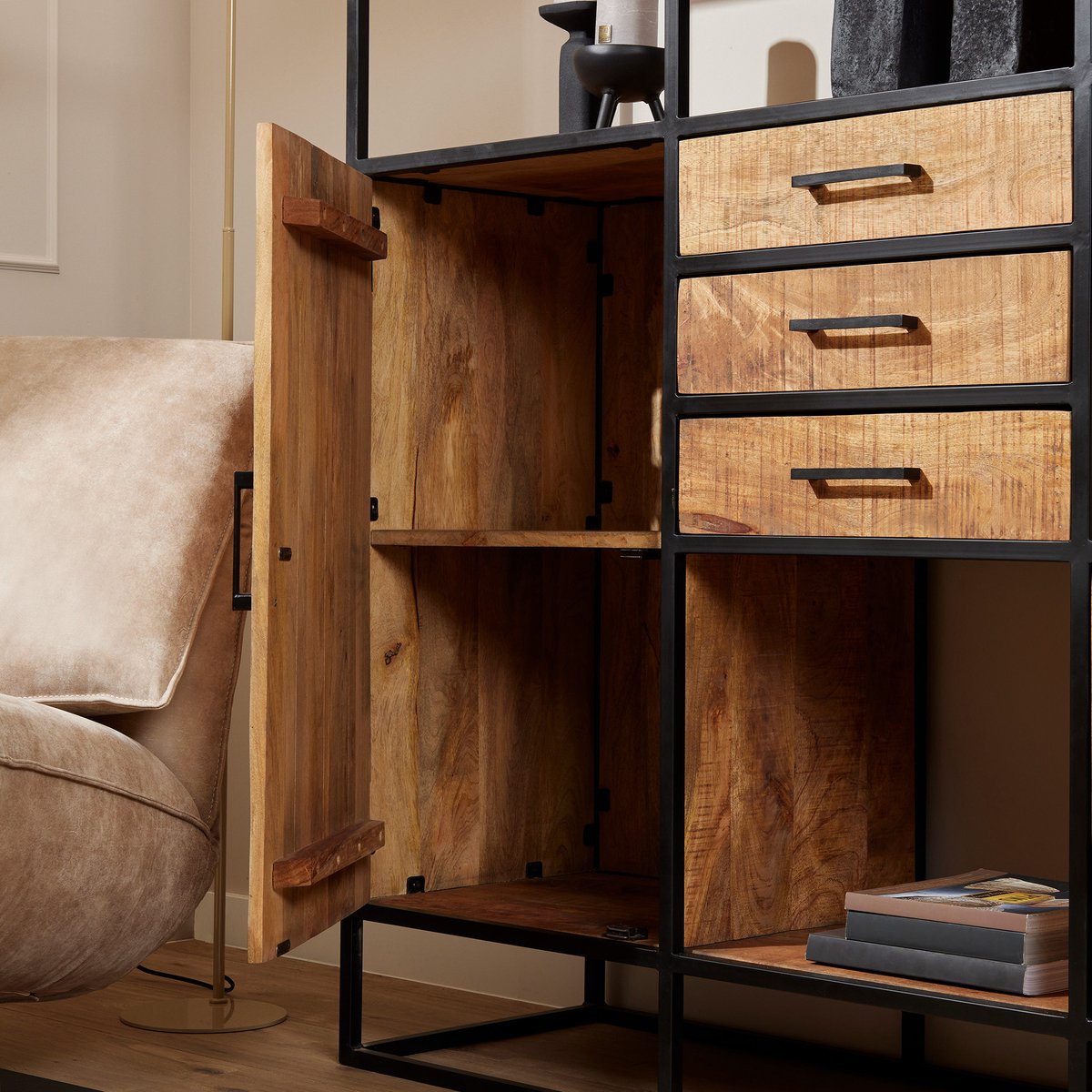 Sanne Supreme XXL Houten Vakkenkast - Industriële Boekenkast - Mango Hout Opbergkast