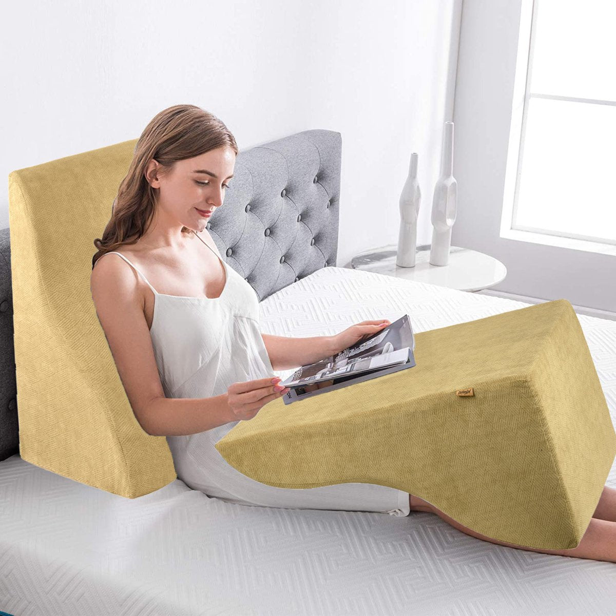 Premium Livingful Triangular Wedge Pillow • Reading Pillow for Bed and Sofa • Memory Foam Incline Pillow System For Legs And Back Support Pillow • Acid Reflux • Anti-Snoring Heartburn • Perfect for Relaxing, Gaming or Watching TV • Back Pillow