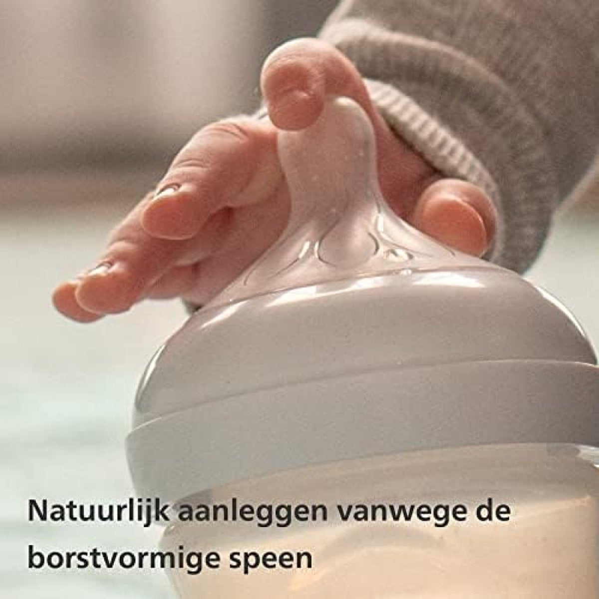 Philips Avent Natural Response Baby Bottle - 3 260ml baby milk bottles for newborns and older babies, BPA-free, for 1 month and up (model SCY903/03)