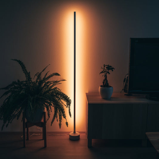 Slimme Hoeklamp Wit - Full Color - Dimbaar & Bedienbaar met App - 138cm