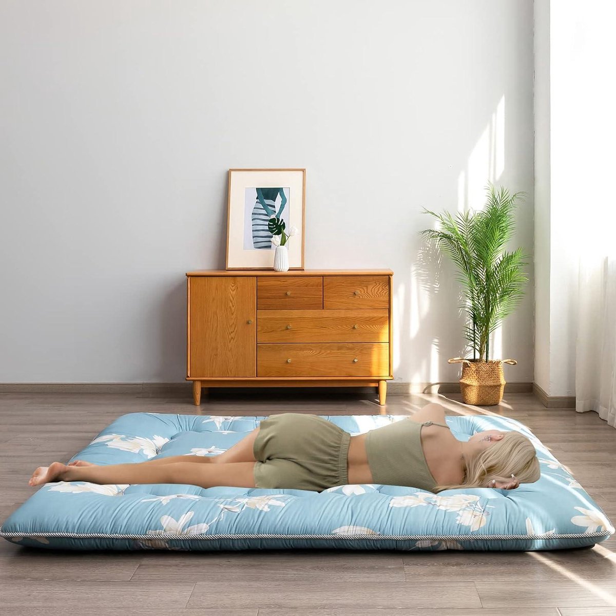 YOSHOOT Magnolia Futon Mattress for 1 Person - Foldable Japanese Floor Bed - Portable Camping Mattress - Roll-Up for Lounger Sofa - 150 x 200 cm Foldable Mattress