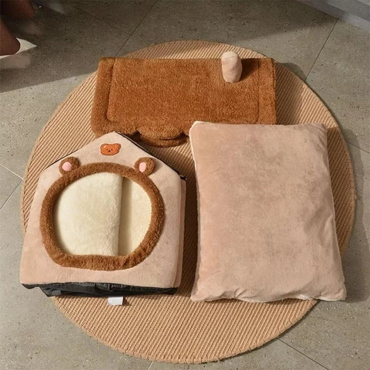 Foldable Waterproof Cat House - for Outdoor Use - Comfortable Nest for Small Dogs, Kittens, and Puppies