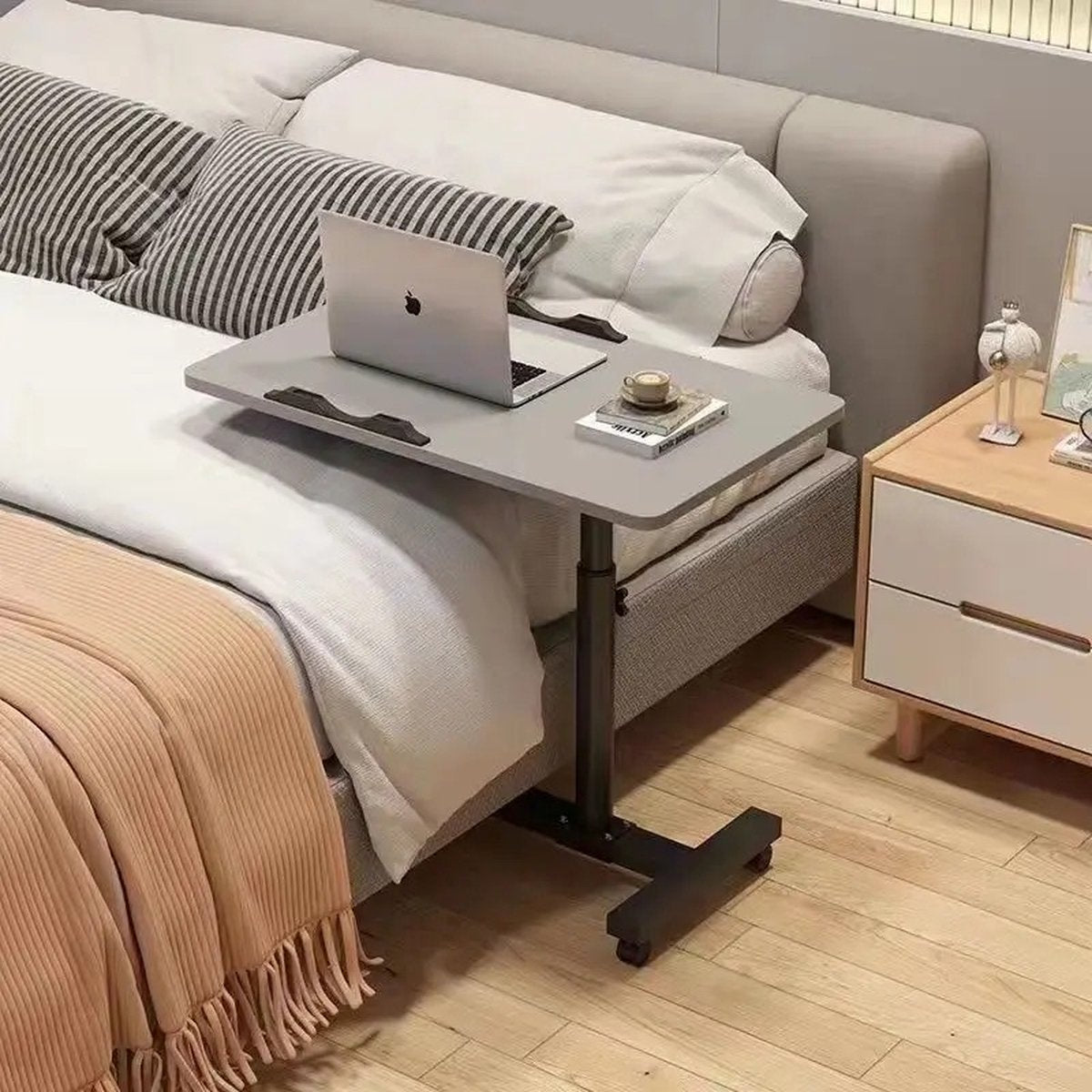 Bedside table - Bedside table with wheels - Laptop Table - Laptop Stand - Laptop Desk - Mobile - Height Adjustable - For Working from Home - White