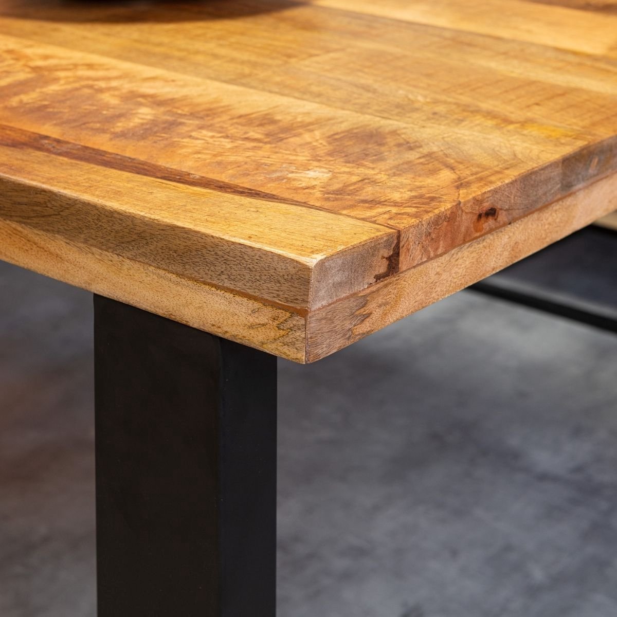 Eetkamertafel Sanne - Eettafel mangohout - Eettafel 300 cm
