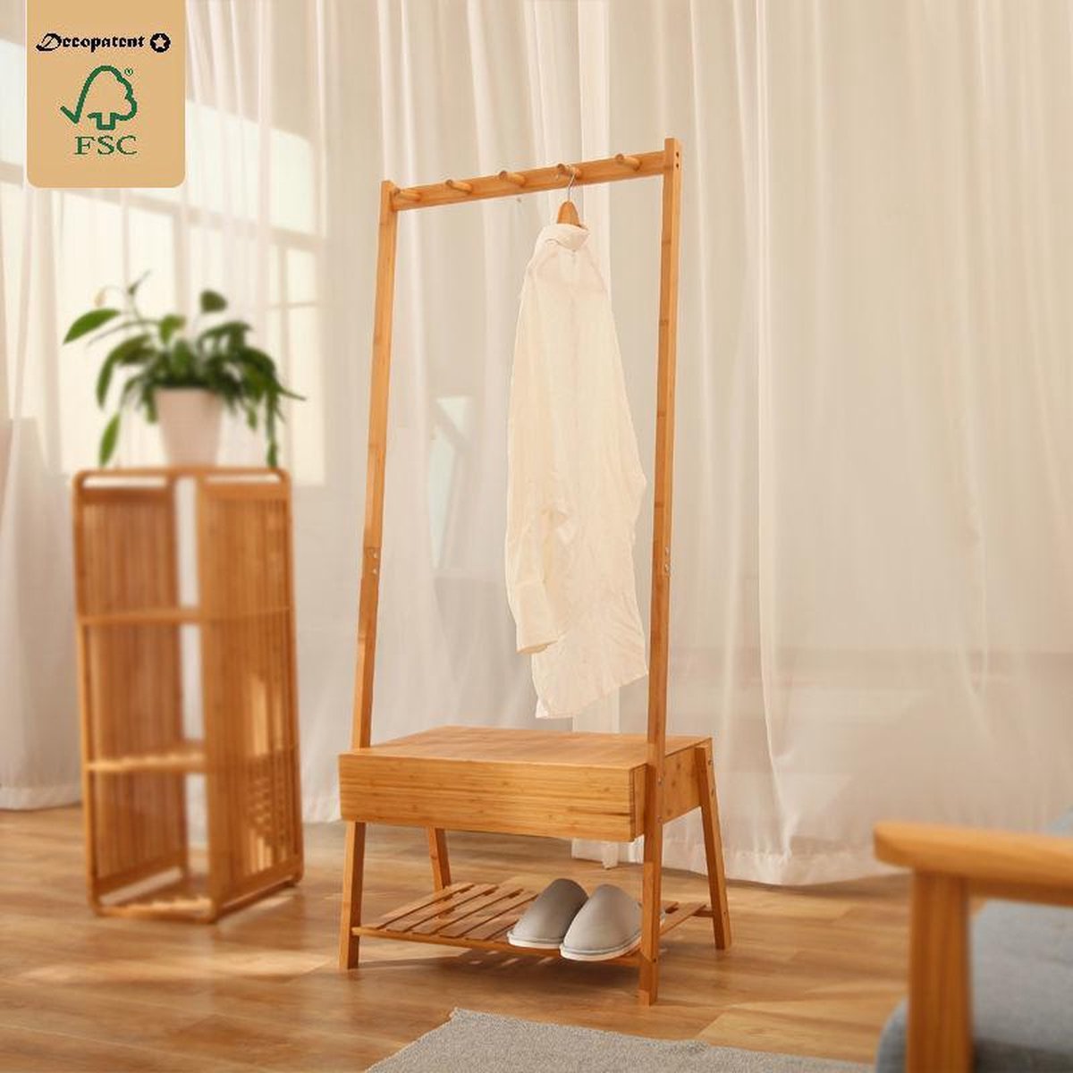 Stevig staand bamboe garderoberek - Voorzien van kapstok, lade & legplank voor schoenen - kledingrek - bamboe houten kledingrek - staand garderoberek - kleding rek met schoenenrek - Decopatent®