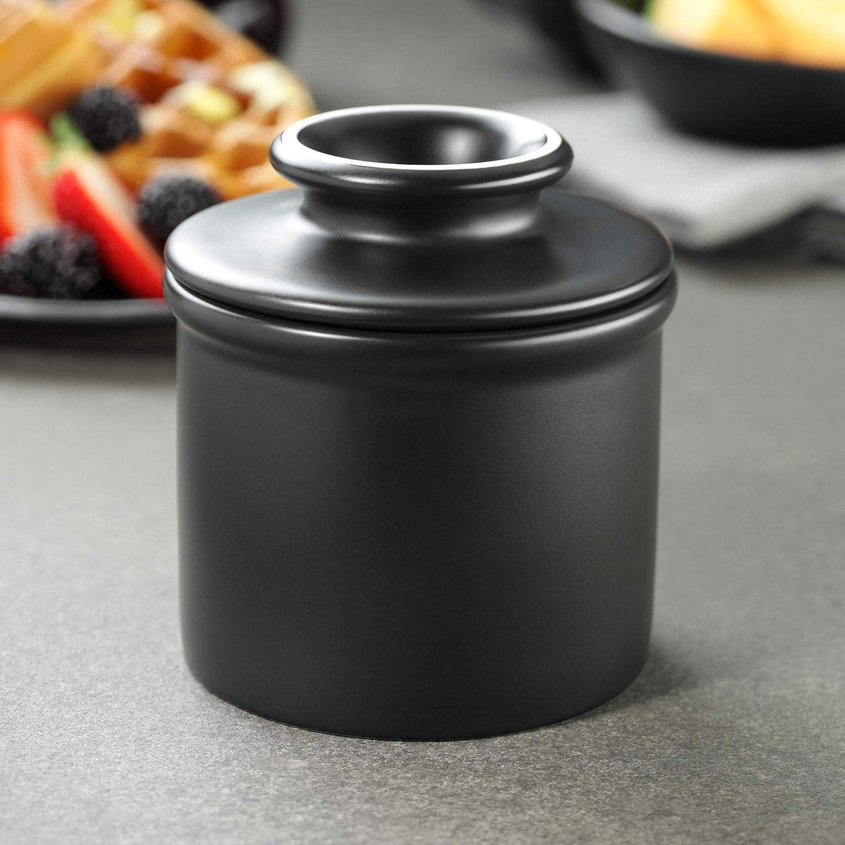 Franse keramische botervloot klassieke retro matzwarte afwerking – Butter Bell Original Crock van L. Tremain botervloot met deksel