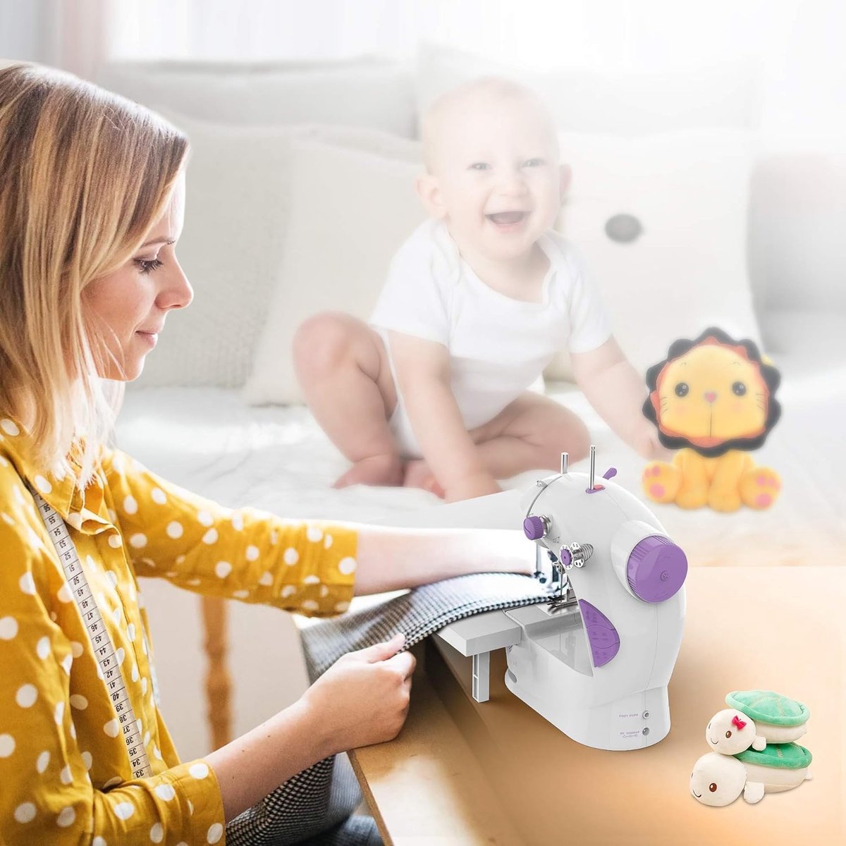 Sewing machine - Mini sewing machine - Portable and versatile mini sewing machine with large sewing table - Easy to operate and practical